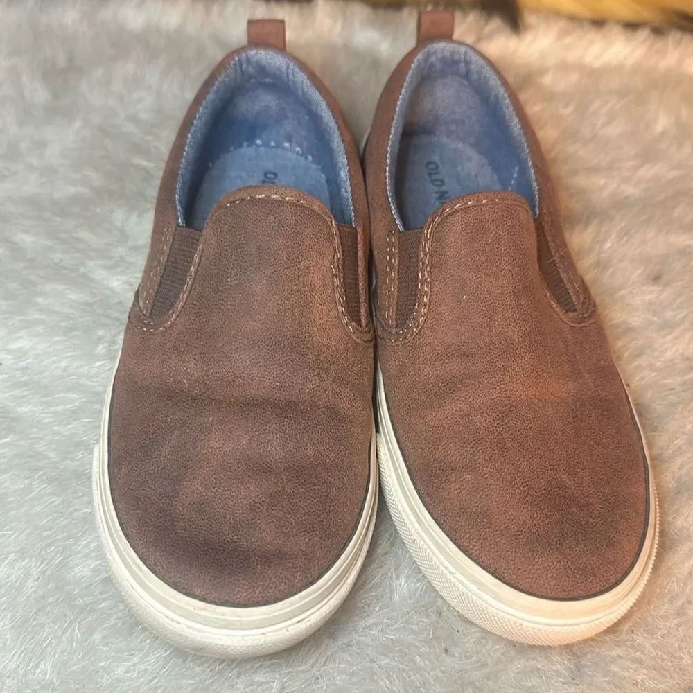 Old navy shoes 10 (3100)